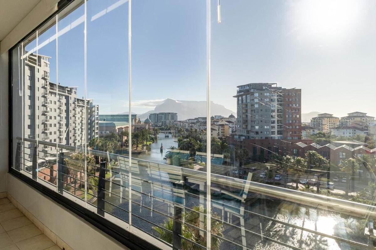 Skyline Serenity - Knightsbridge Cape Town