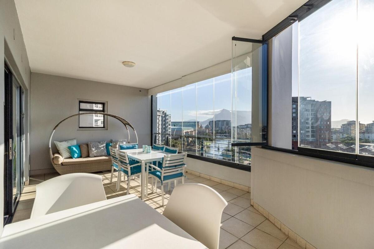 Apartment Skyline Serenity - Knightsbridge *