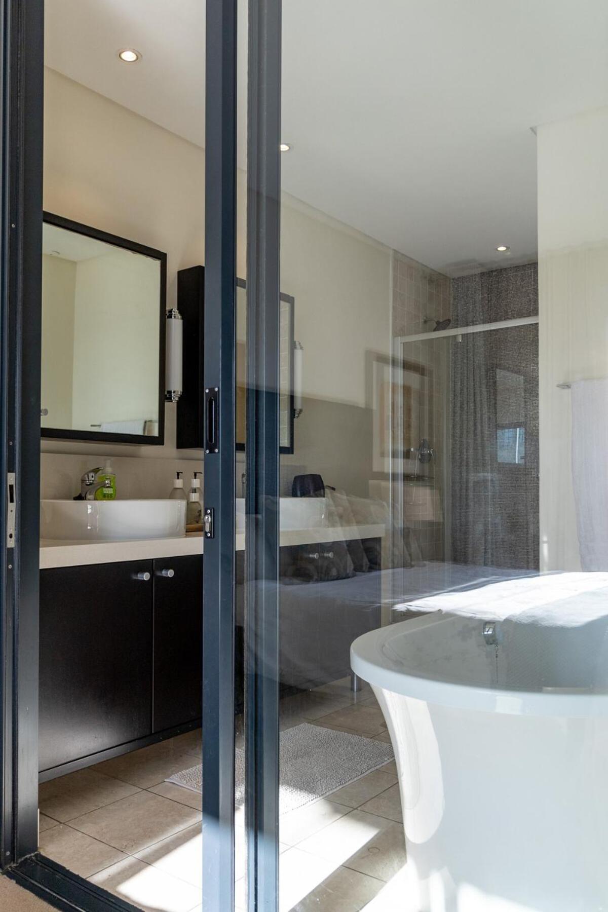 Skyline Serenity - Knightsbridge